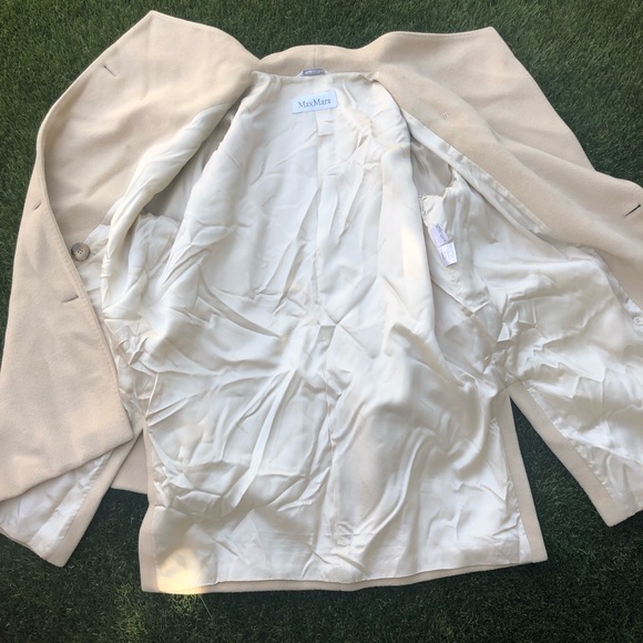 (Sold) M A X  M A R A - Picture 5 of 8